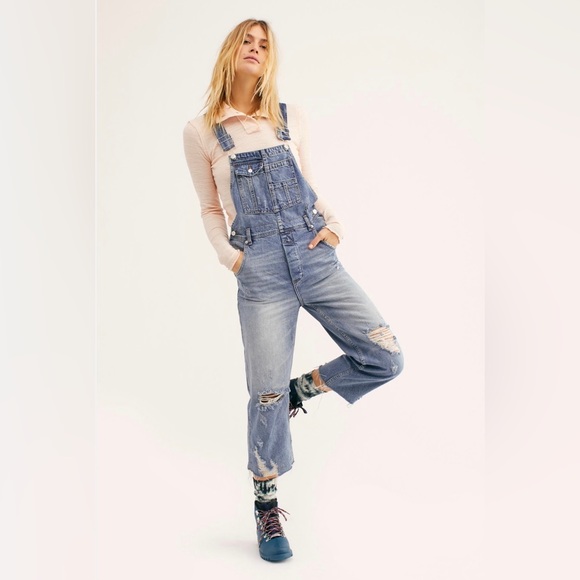 Free People Denim - Free People We The Free Baggy Boyfriend Distressed Overalls Size 25